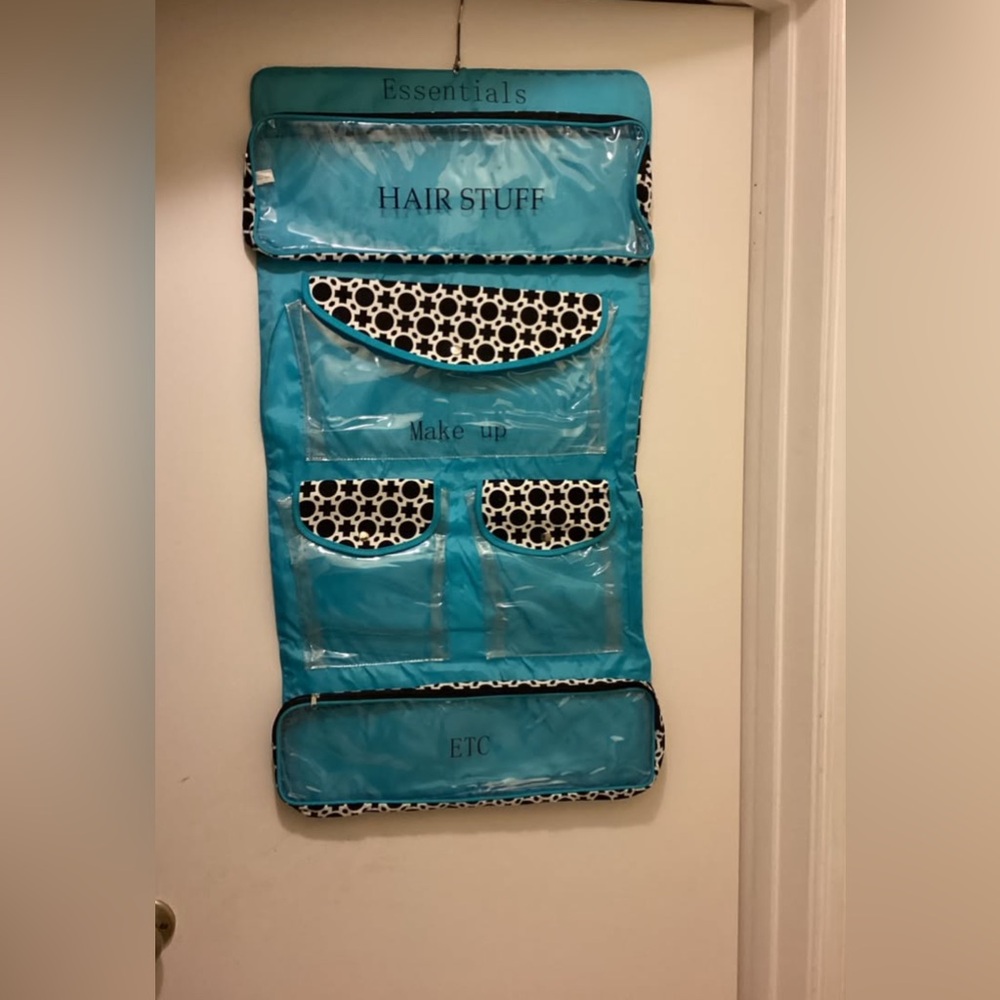 Hanging Accessory Organizer